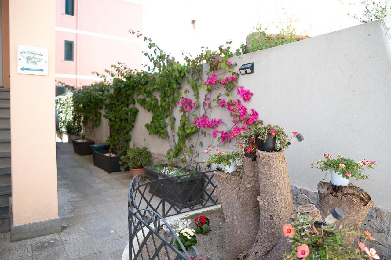 La Magnolia Rooms Procida Exterior photo