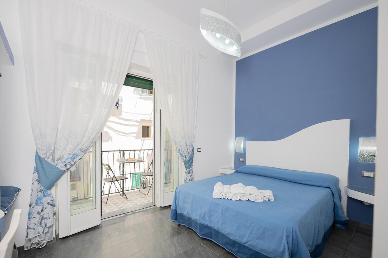 La Magnolia Rooms Procida Exterior photo